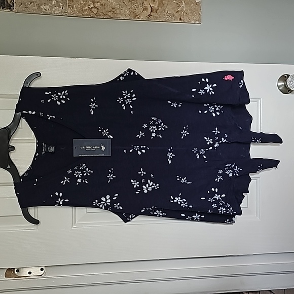 Blue Tank - Picture 7 of 16